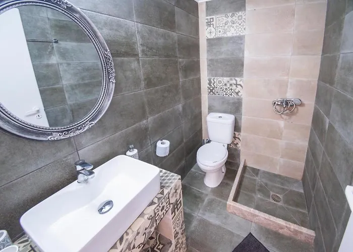 Holiday home Aelia *